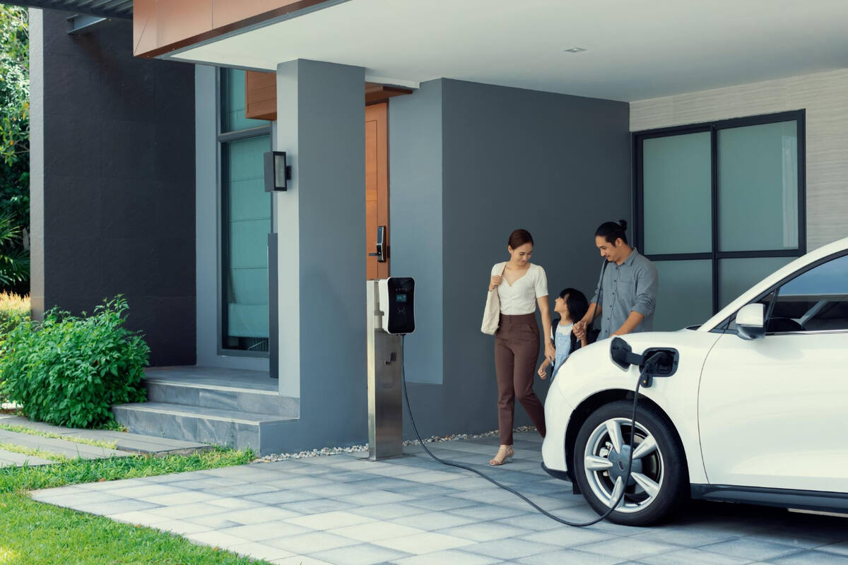 Convenience to Cost Savings: Benefits of EV Charging at Home